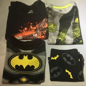NEW (2) boys Jurassic t-shirts & batman pjs sz 4T
